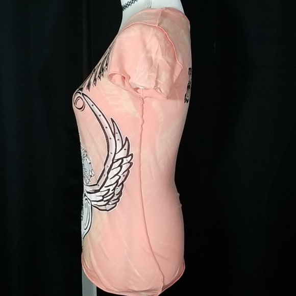 Bulzeye Graphic Love & Pride Skull  T-Shirt. S - Picture 5 of 11